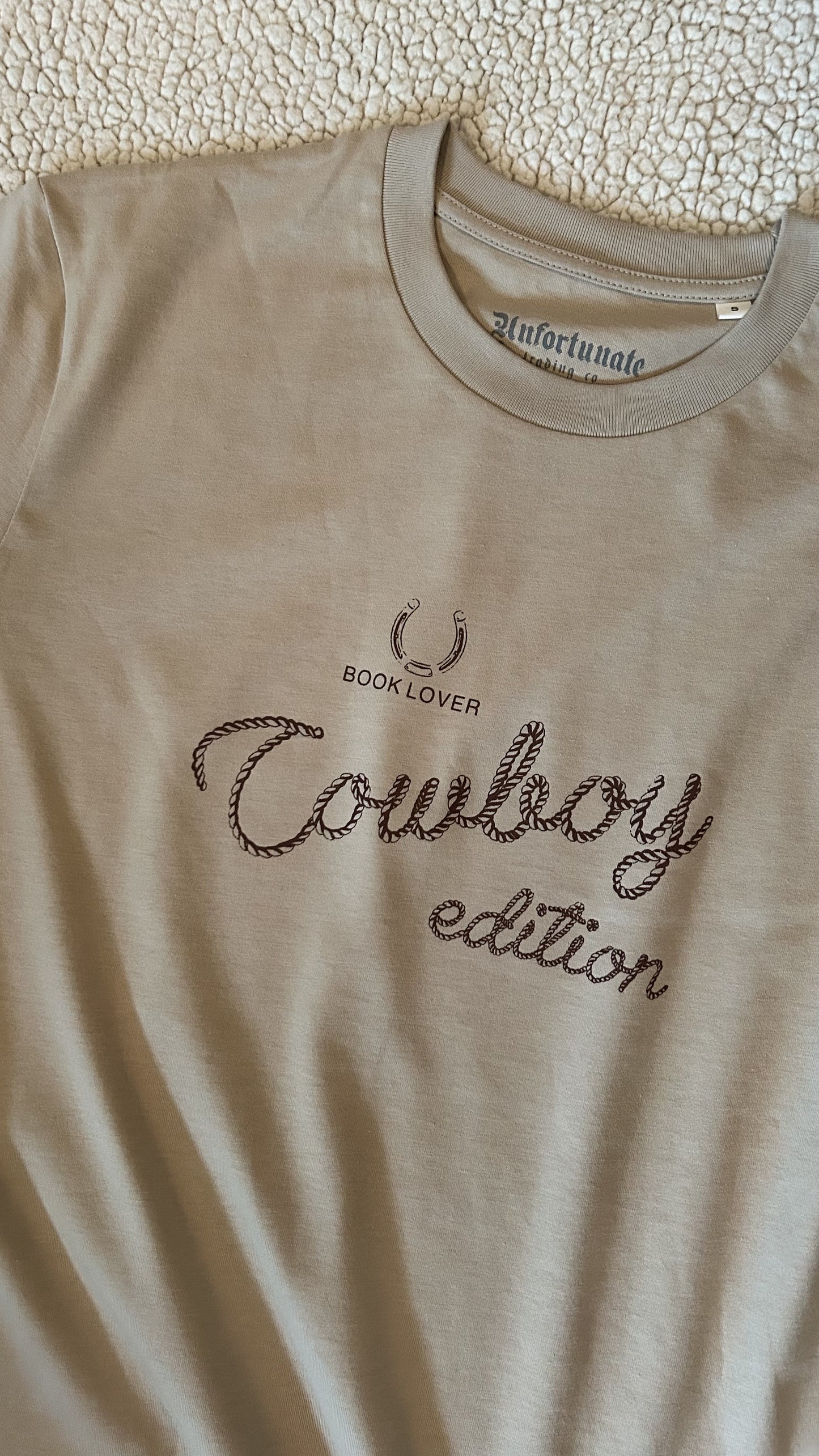 BOOK LOVERS - COWBOY EDITION T-SHIRT