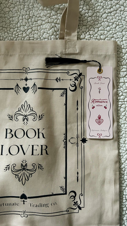 BOOK LOVER BUNDLE - TOTE BAG AND BOOKMARK
